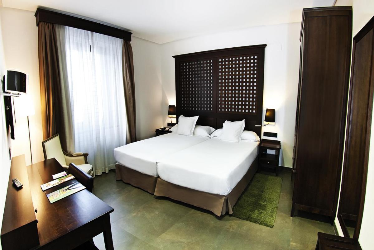 Hotel Convento Aracena & Spa エクステリア 写真